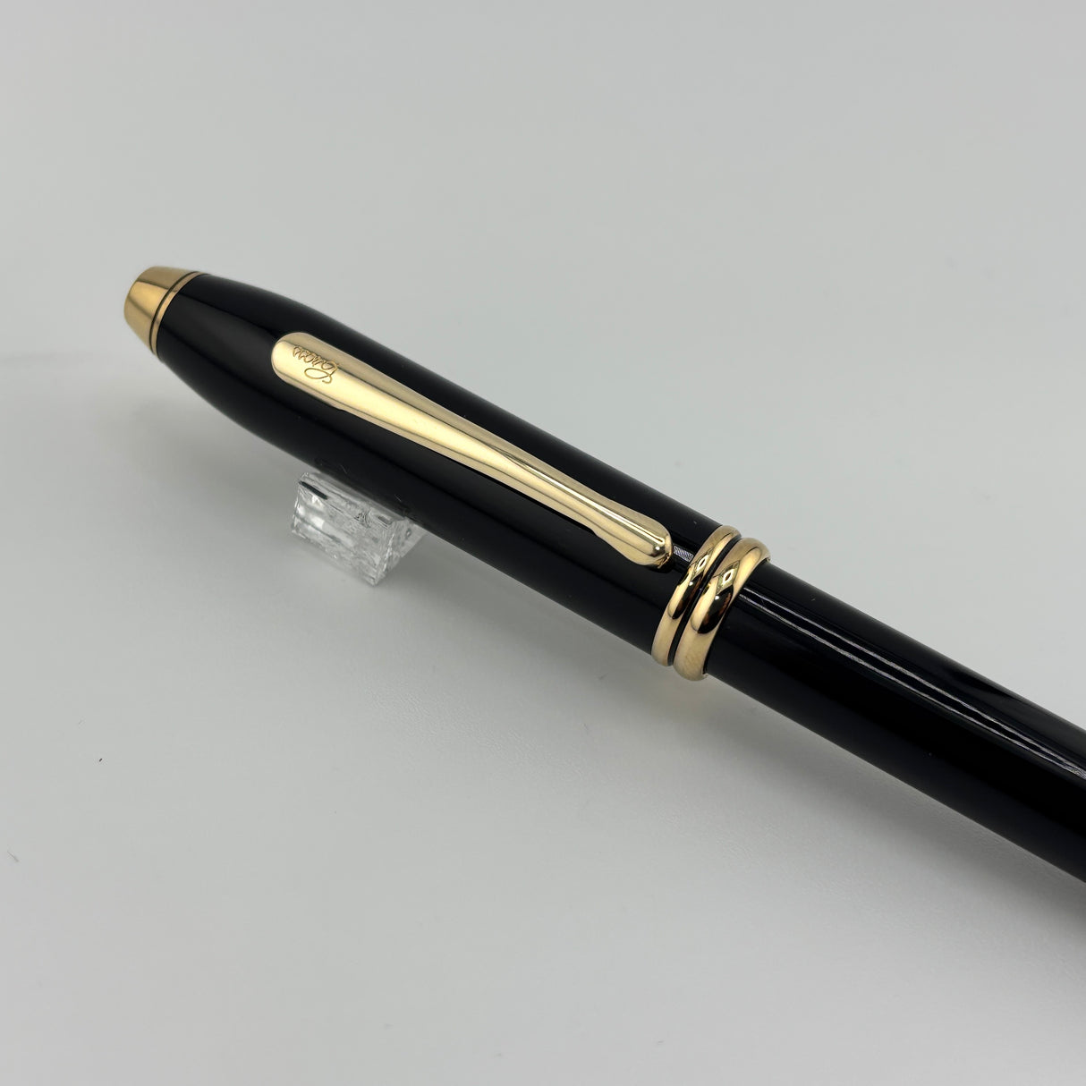 Cross Townsend Black Lacquer Fountain Pen - Made in USA - Medium 14kt Gold  Nib