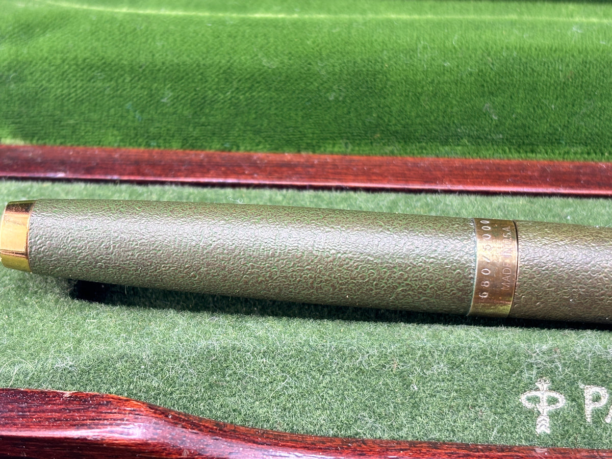 PARKER 75 R.M.S Queen Elisabeth Limited Edition circa 1977 - Fountain Pen