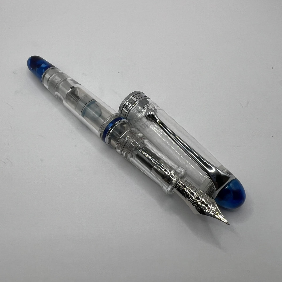 Aurora 88 Minerali Azurite Demonstrator Limited Edition Fountain Pen  -  Extra Fine 18kt Gold Nib