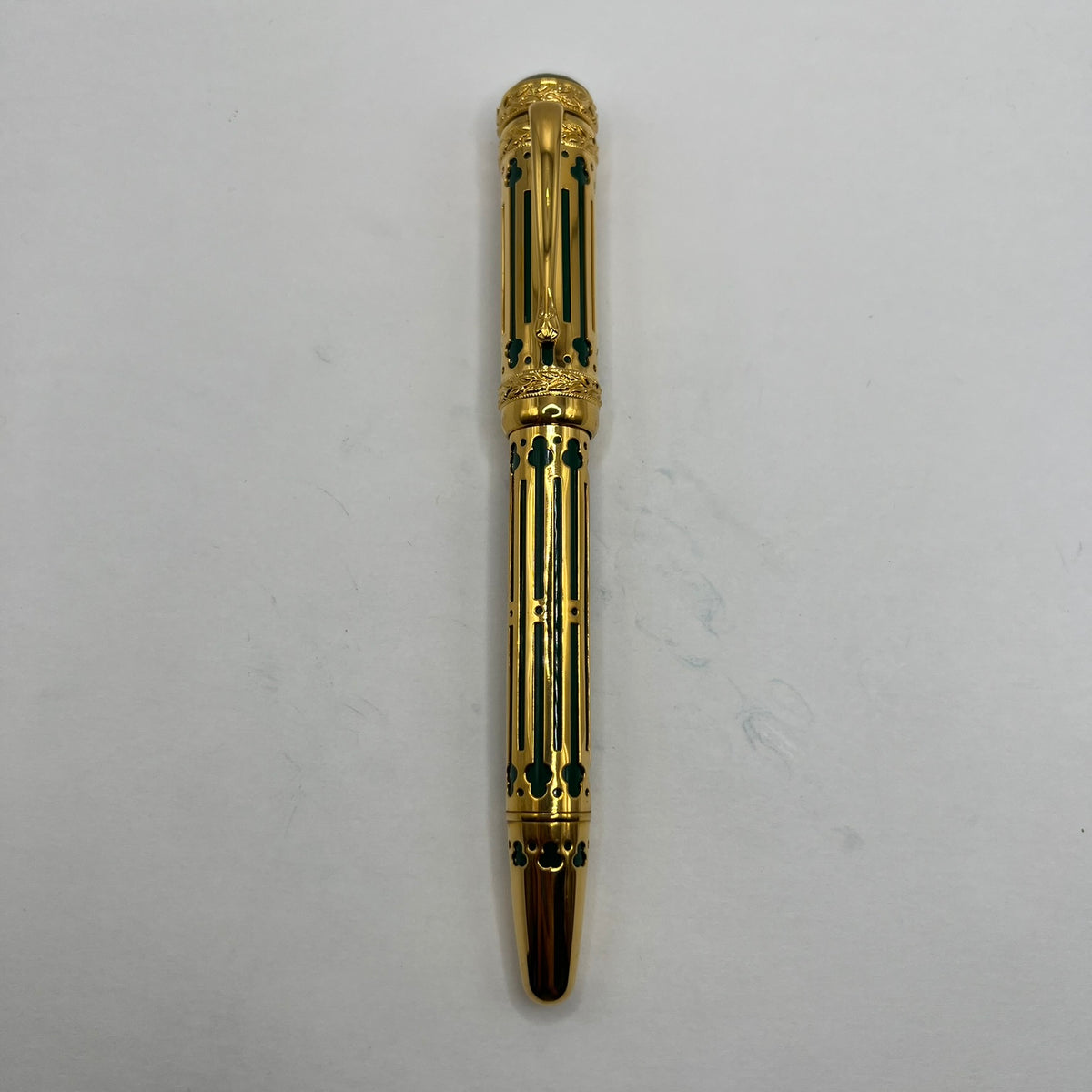 Montblanc Peter The Great Patron Of The Arts Limited  Edition  Fountain Pen-  Fine 18t Gold Nib