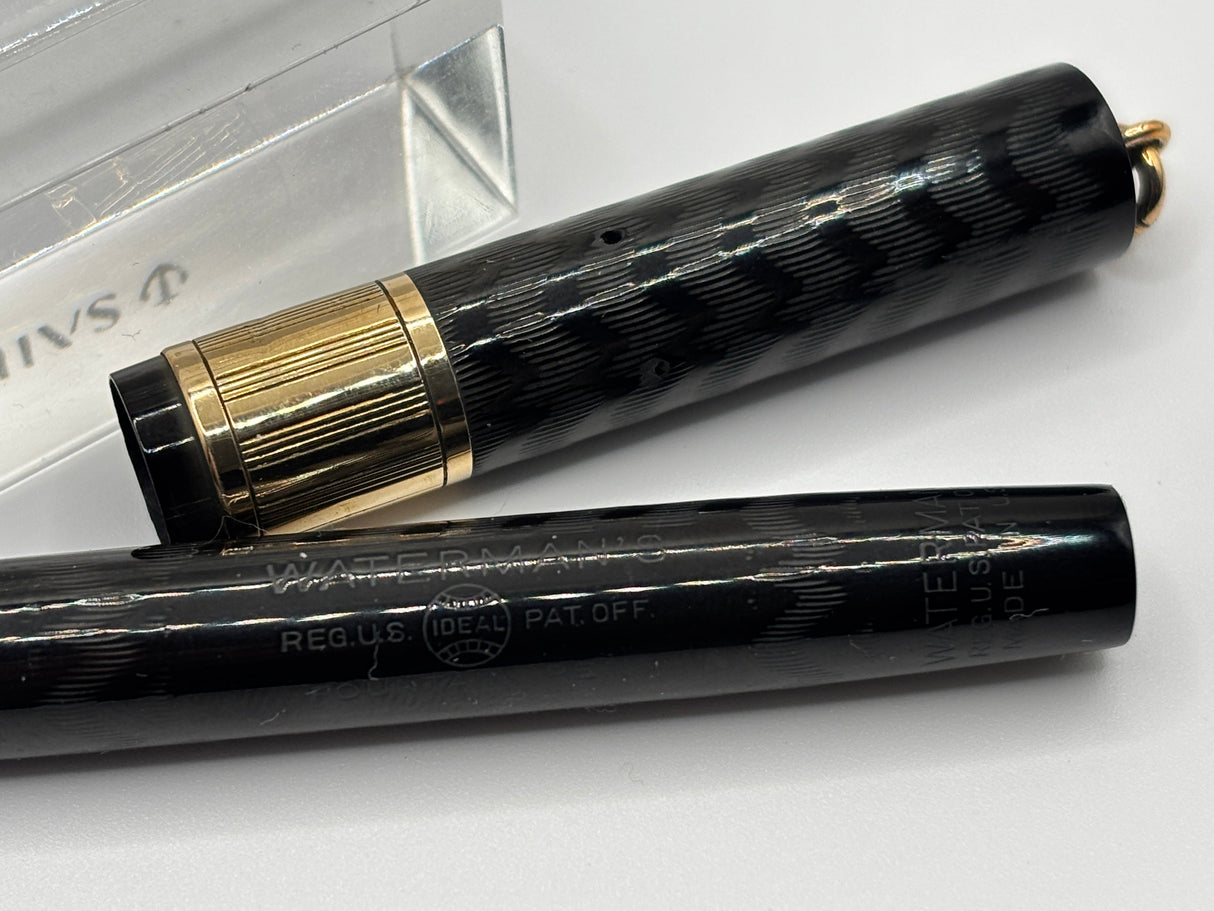 Waterman 52 1/2V Black chased Ring top Gold cap band - Fountain Pen