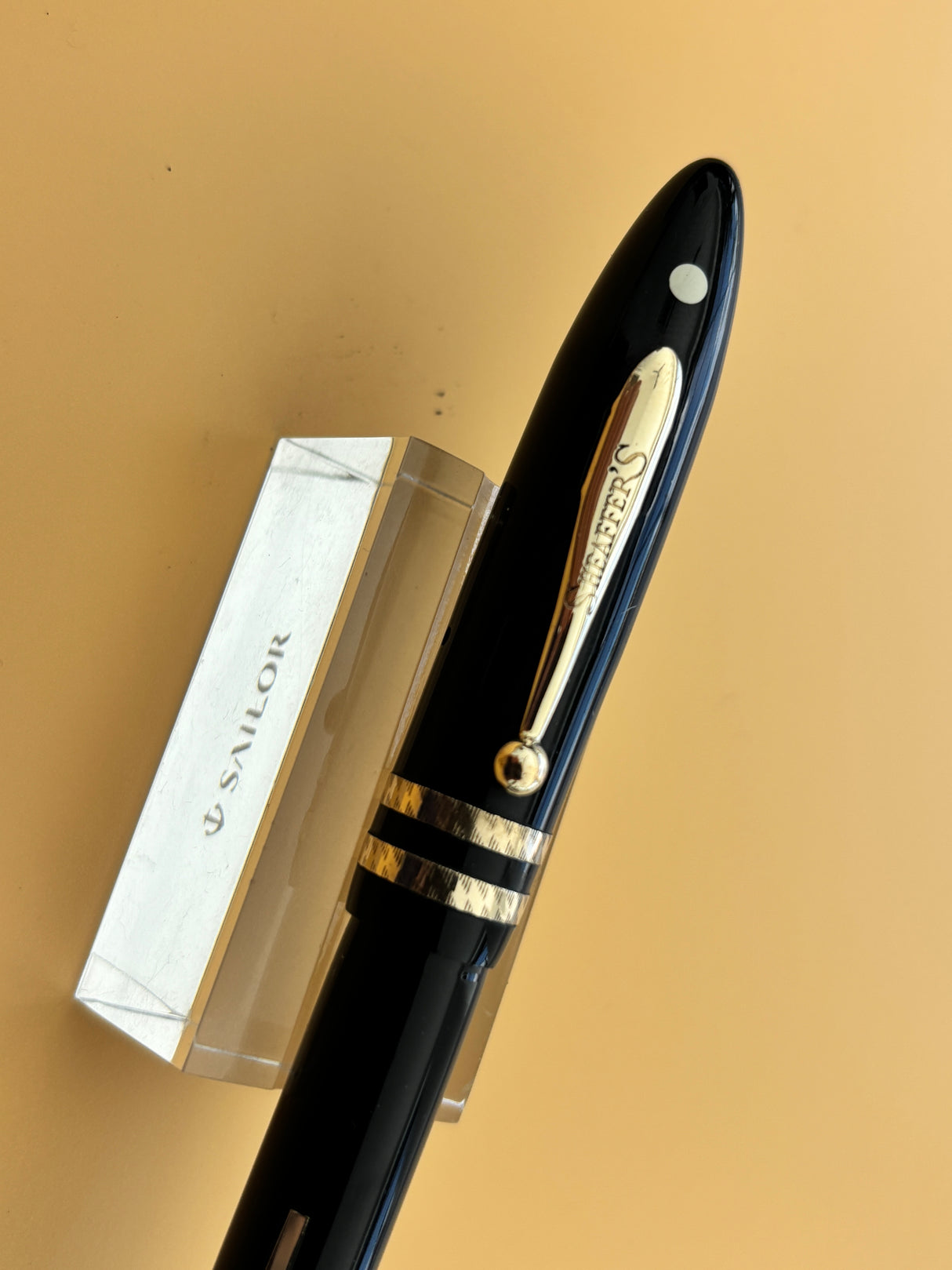 Sheaffer Balance Lifetime  Black  Uncommon Double Band cap - Fountain Pen