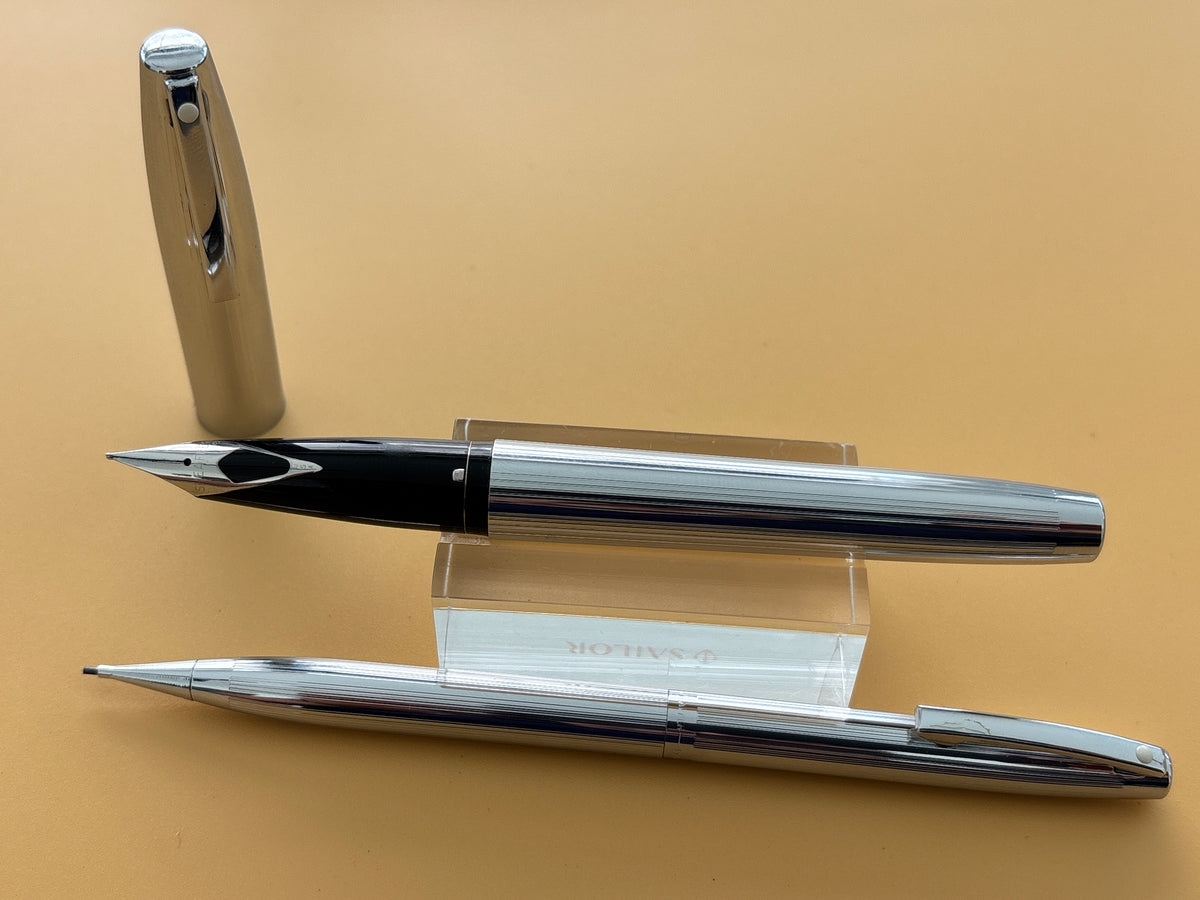 Sheaffer Imperial Triumph Chrome SET  New condition and boxed  - Fountain Pen
