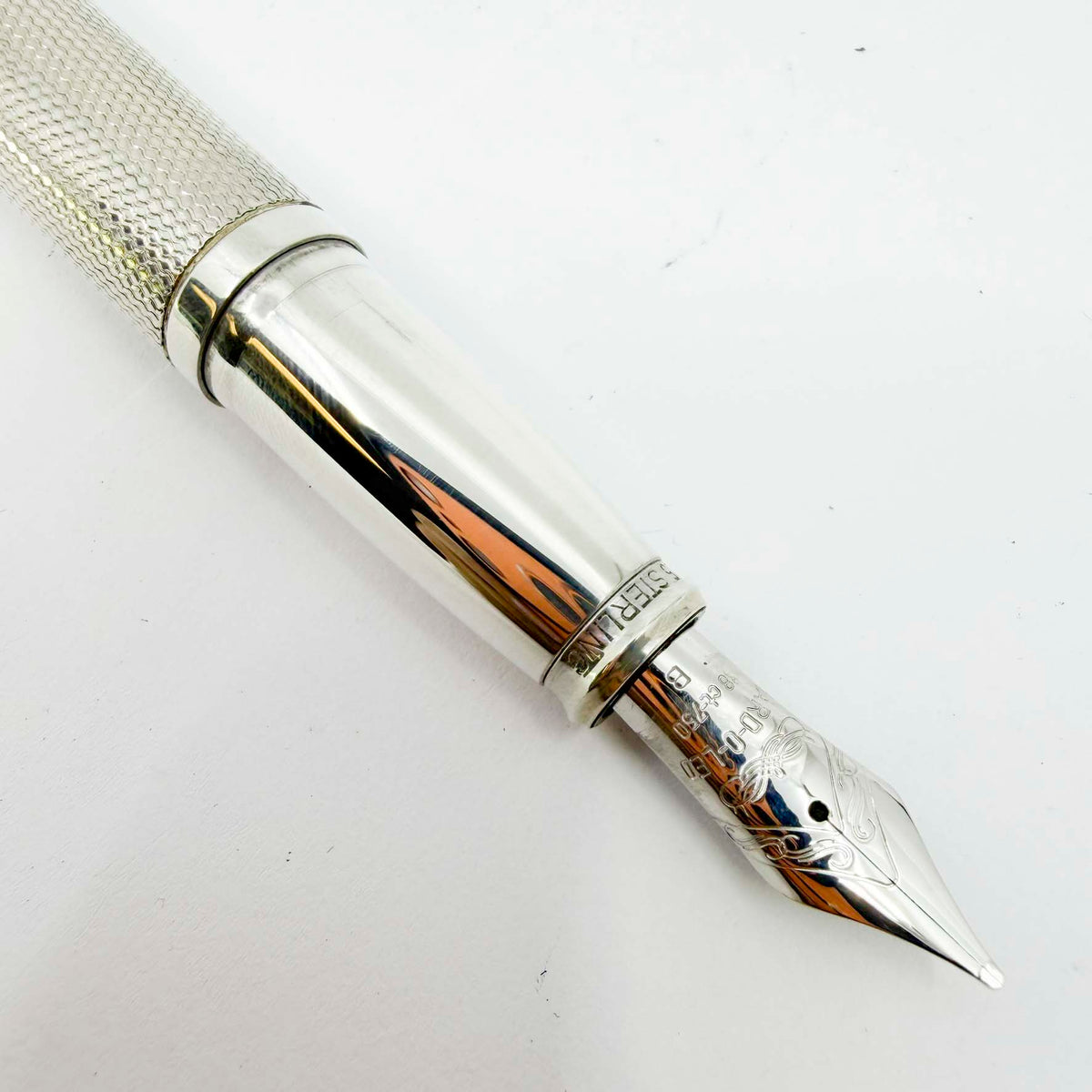 Yard-o-Led Sterling Silver Viceroy Grand Barley Fountain Pen  - Broad 18kt Gold Nib