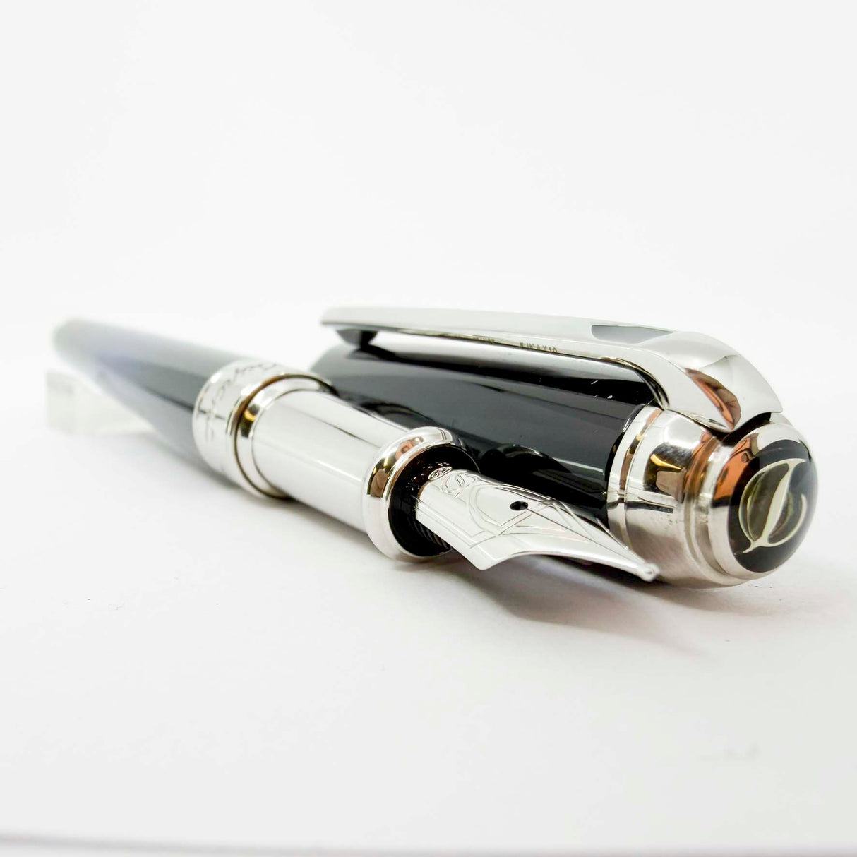 S. T. Dupont  Line D Eternity Blue & Black Lacquer Medium  Fountain Pen - Palladium Plated Trim - Medium 14kt Gold Nib