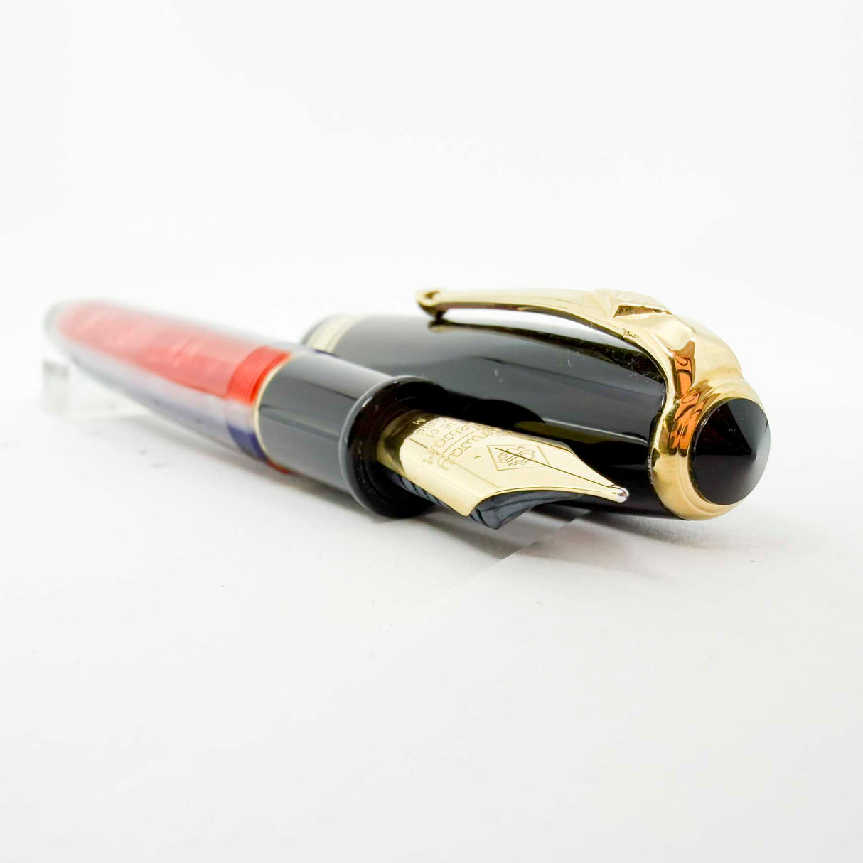 Conway Stewart "The Garner 100" Patriot Striped Barrel Limited Edition  Fountain Pen - Medium 18kt Gold Nib