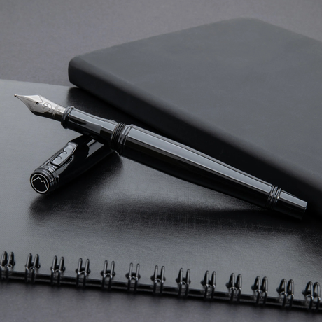 Monteverde USA Invincia Fusion Stealth Black Fountain Pen Collection