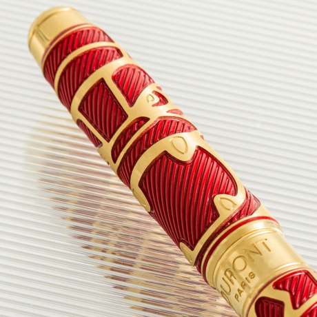 S.T. Dupont Line D Eternity x Richard Orlinski “Kong” Red & Gold Fountain Pen Collection