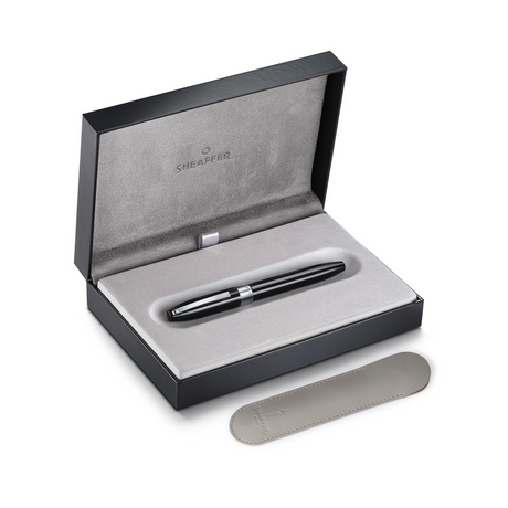 Sheaffer Legacy Glossy Black Fountain Pen Collection