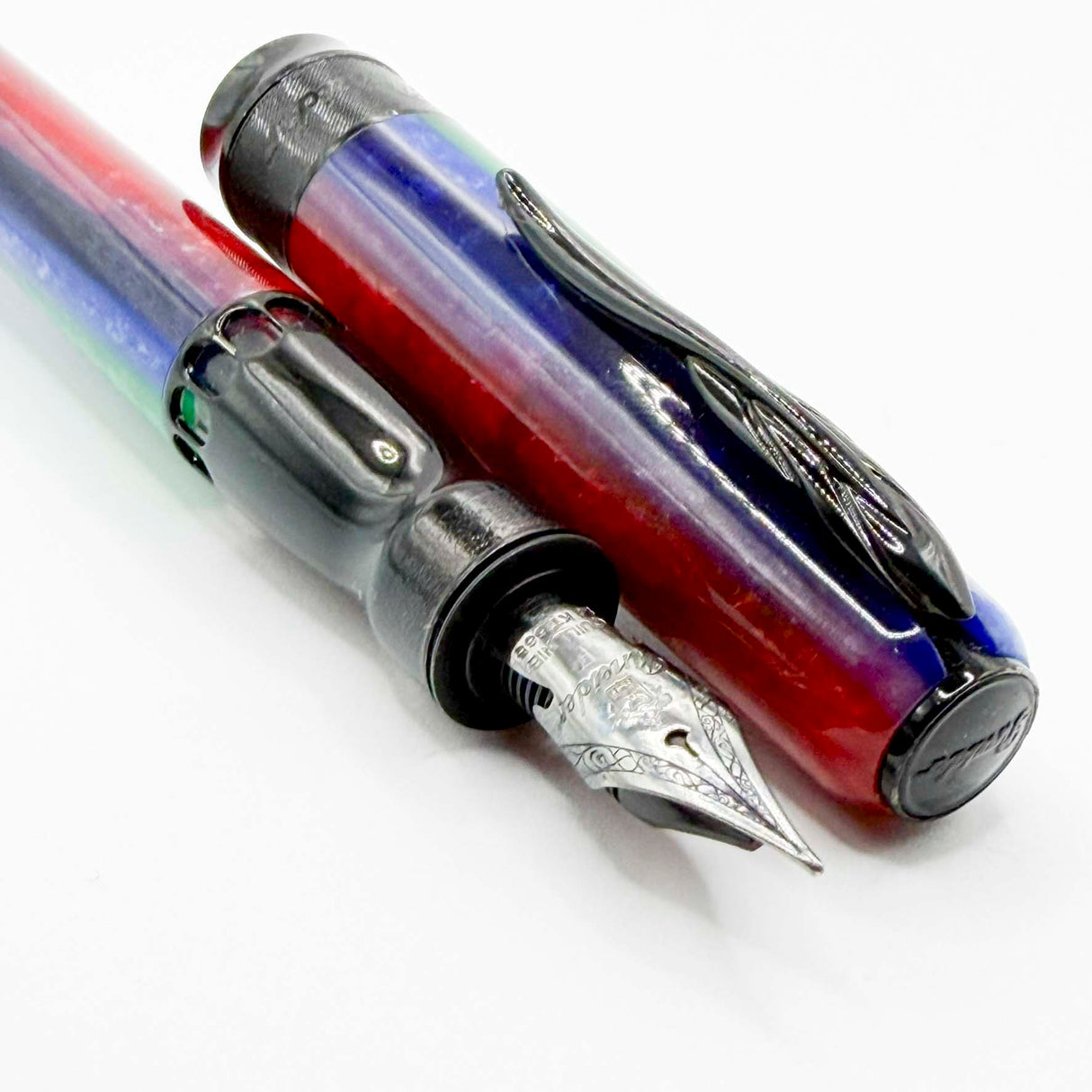 Pineider Arco Stilo Rainbow Fountain Pen Limited Edition  La Grande Belezza - Fine 14kt Gold Quill Nib