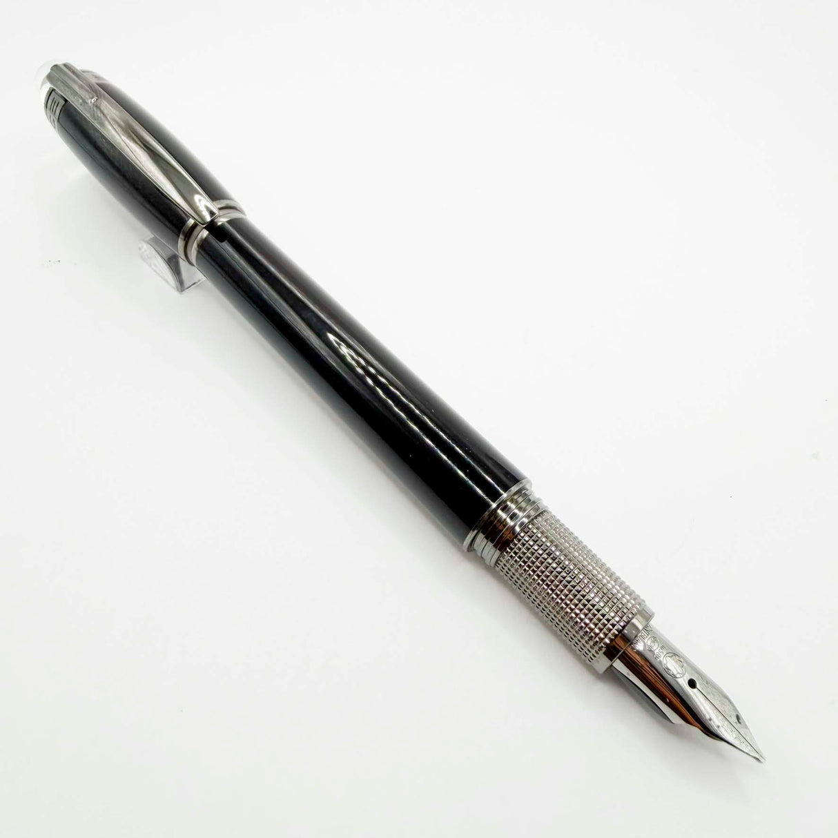 Montblanc StarWalker Black Fountain Pen with Ruthenium Plated  Trim - Medium 14kt Gold Nib
