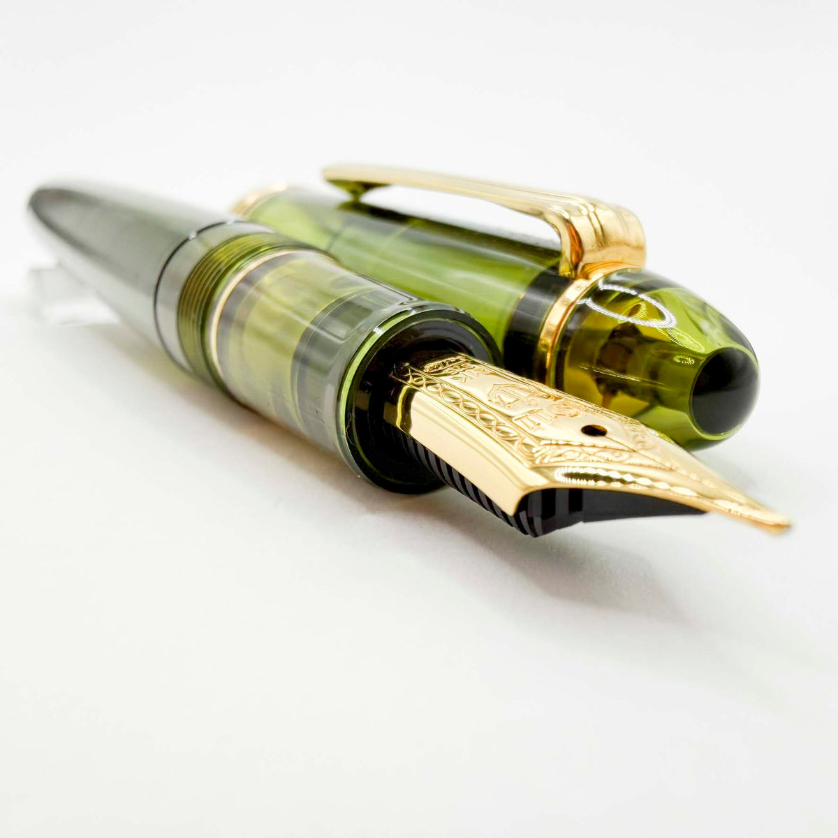 Sailor 1911L Large Kagero Green Limited Edition Fountain  Pen (A 2020 Pen Boutique Exclusive) - Broad 21kt Gold Nib