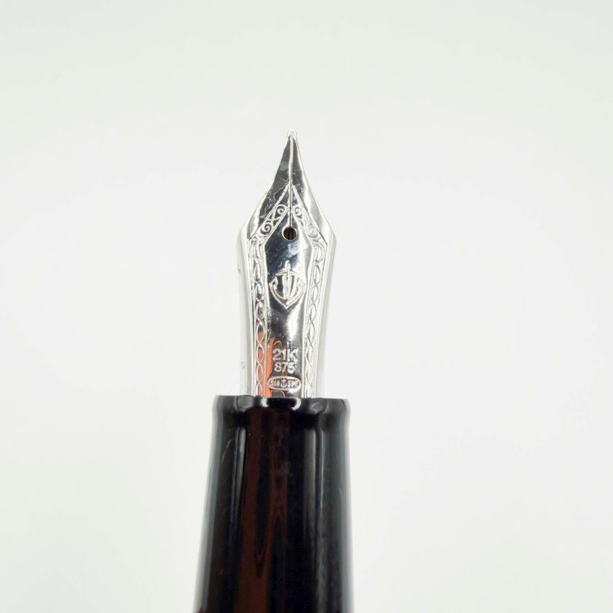 Sailor 1911L Large Black Fountain  Pen - Broad 21kt Gold Nib