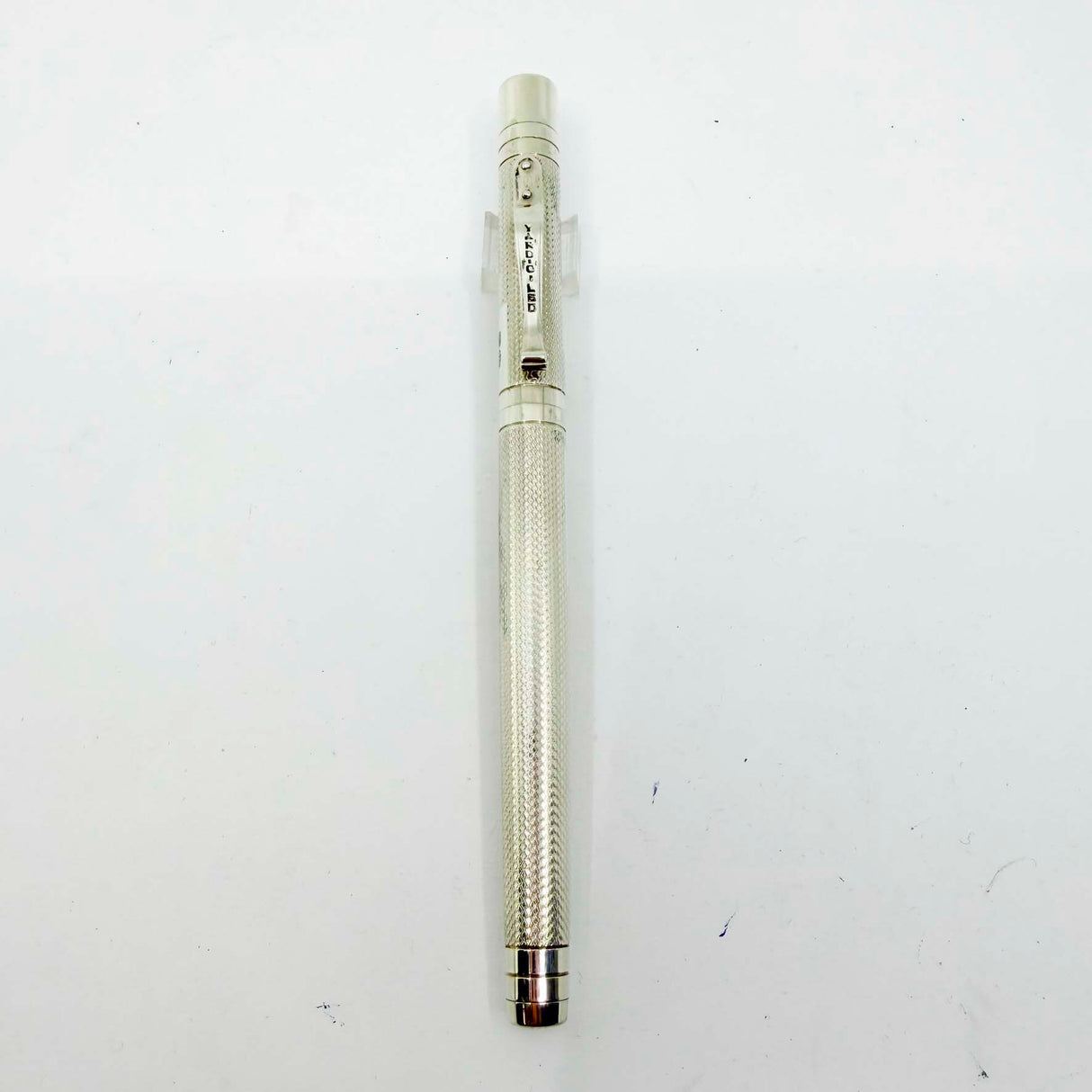 Yard-O-Led Viceroy Standard Barley  Sterling Silver .925 Fountain Pen - Fine 18kt Gold Nib