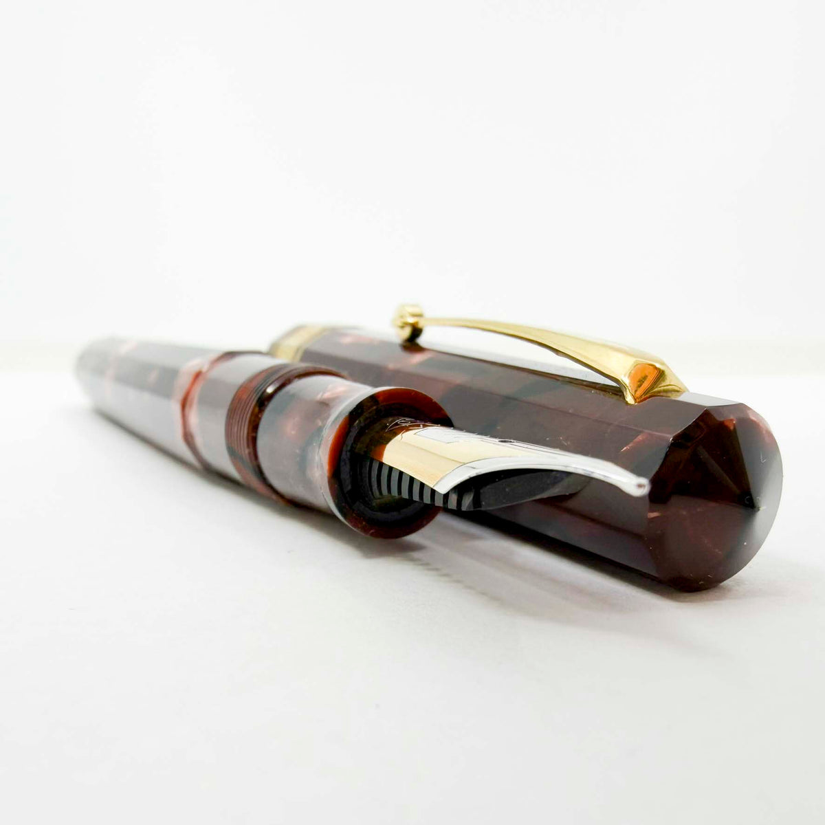 OMAS Paragon "Scarlet Red" (Marble Burgundy) Celluloid  Fountain Pen -  Medium 18kt Gold Nib (1992)