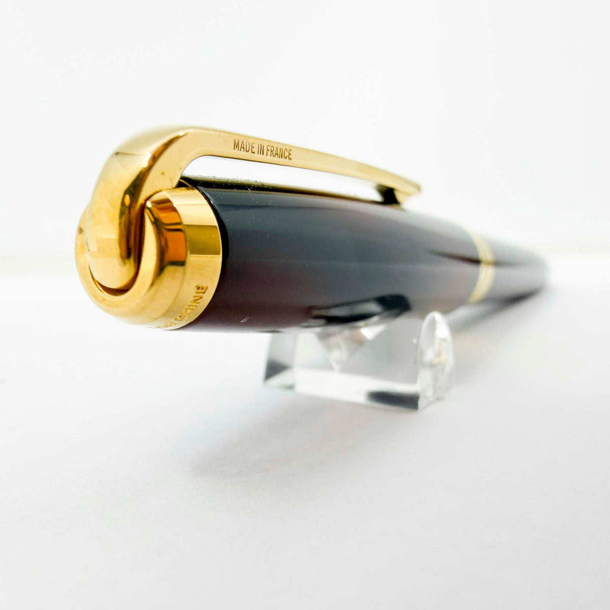 S.T. DuPont  Orpheo Laque Ecaille Ballpoint Pen - Marbled Black & Burnished Burgundy Laque