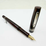 Stipula Mid-Size Novecento Woodgrain Ebonite Fountain Pen - Fine 18kt Gold Nib
