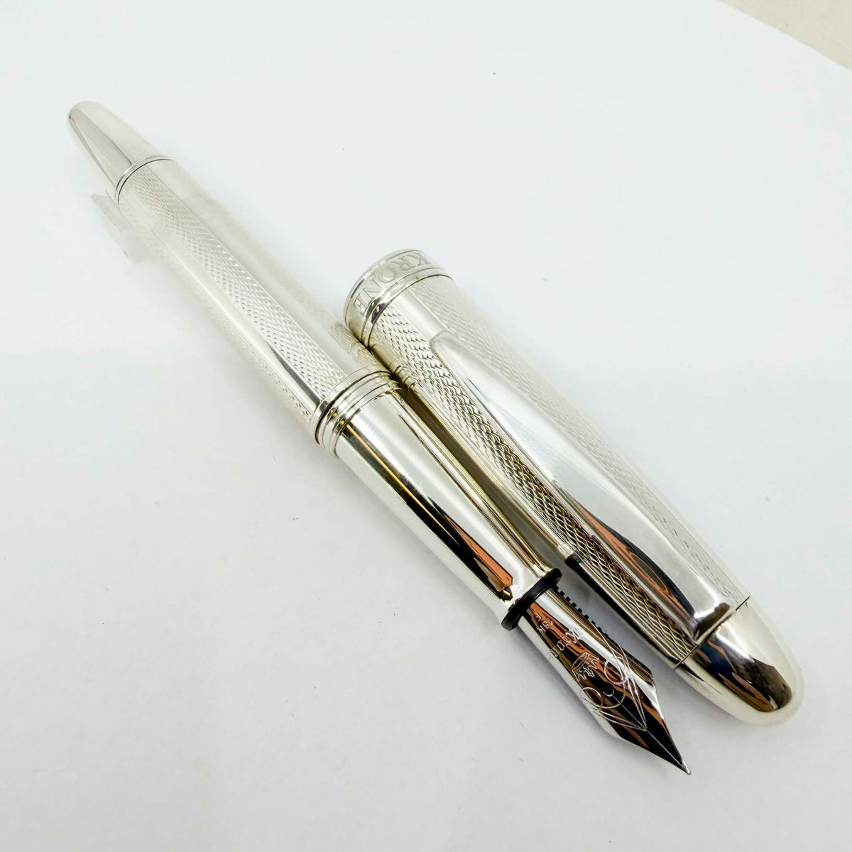 Krone Sterling Silver Large Fountain Pen - Alternating Smooth & Barleycorn Panels - Fine 18kt Gold Nib