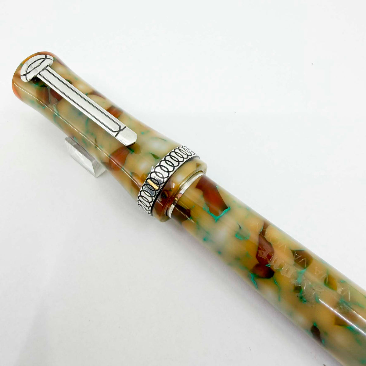 Krone Daddy-o Va Va Va Voom Fountain Pen - Medium 18kt Gold Nib