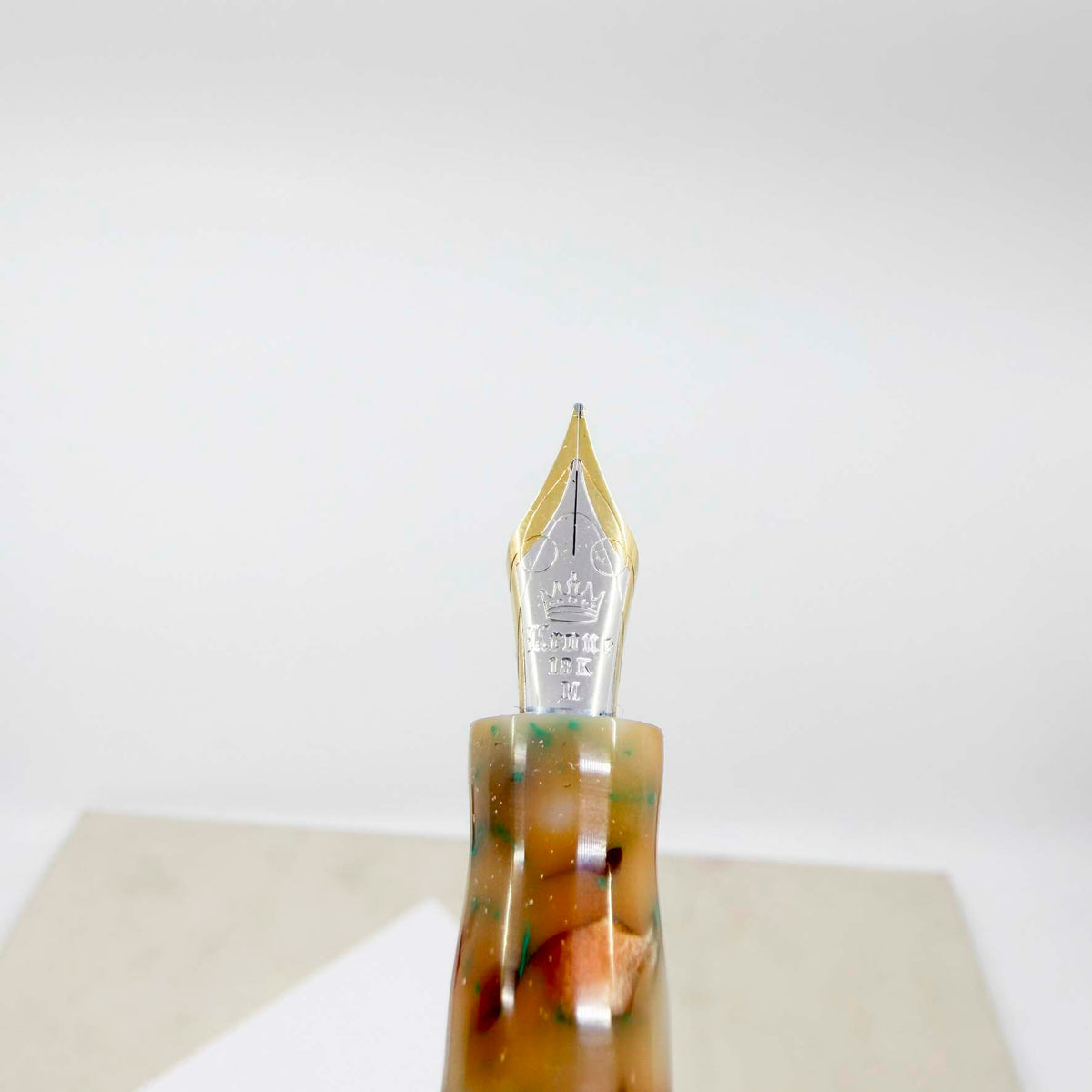 Krone Daddy-o Va Va Va Voom Fountain Pen - Medium 18kt Gold Nib