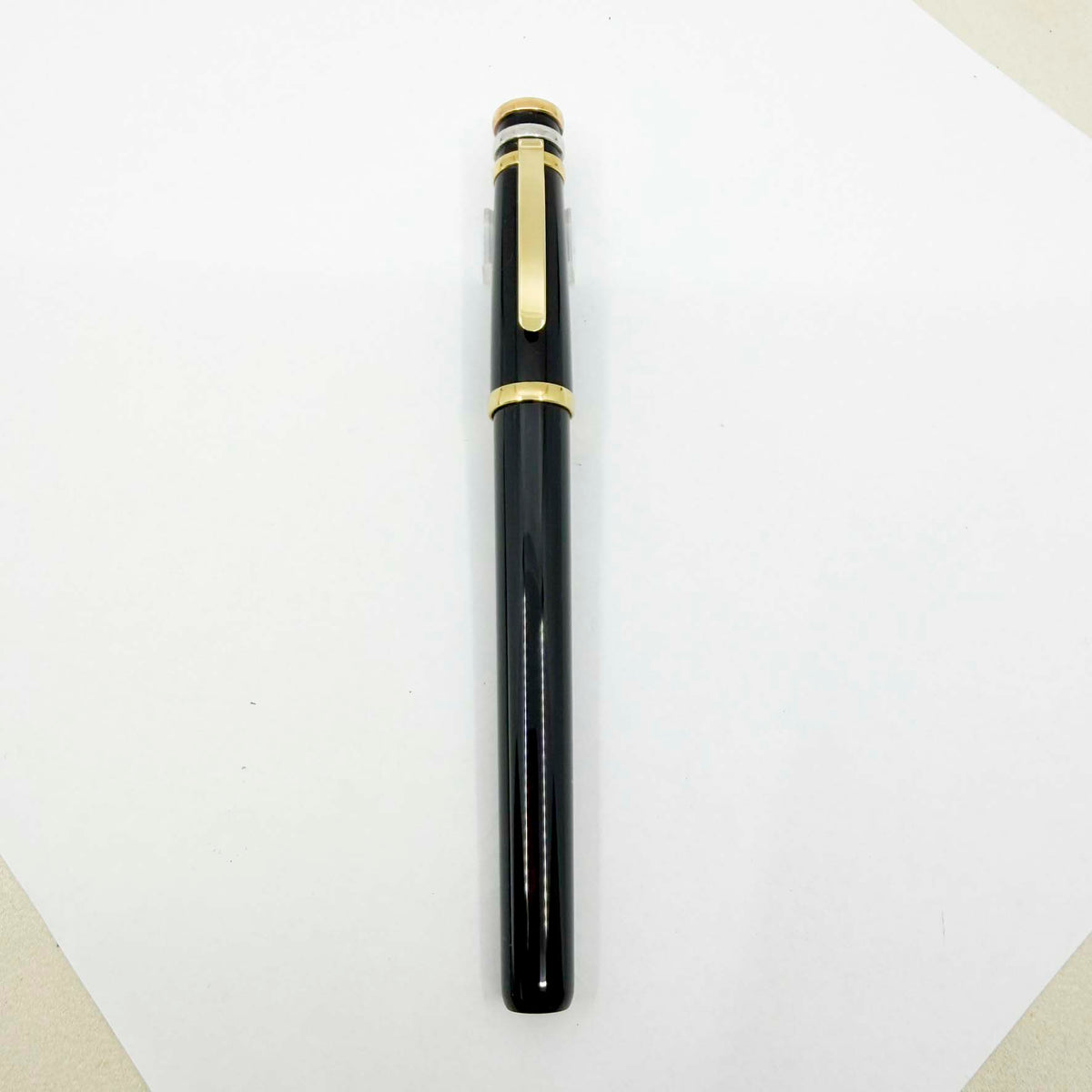 Cartier Black Trinity Fountain Pen - Fine 18kt Gold Nib