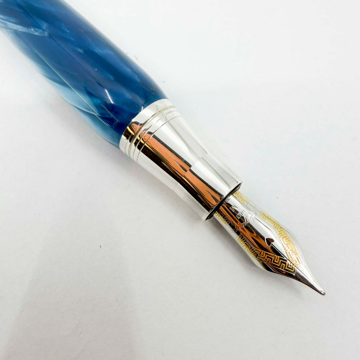 Montegrappa Miya Lustrous Turquoise Celluloid Fountain Pen - Medium 18kt Gold Nib