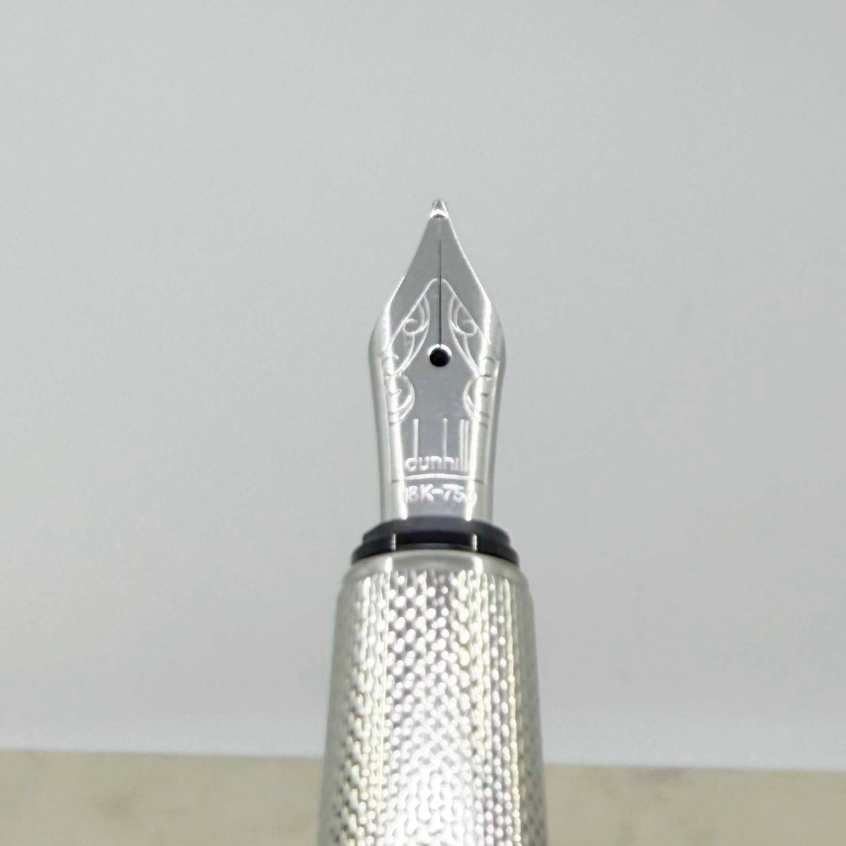 Dunhill Sidecar Tortoiseshell Lacquer Fountain Pen  - Medium 18kt Gold Nib - MINT