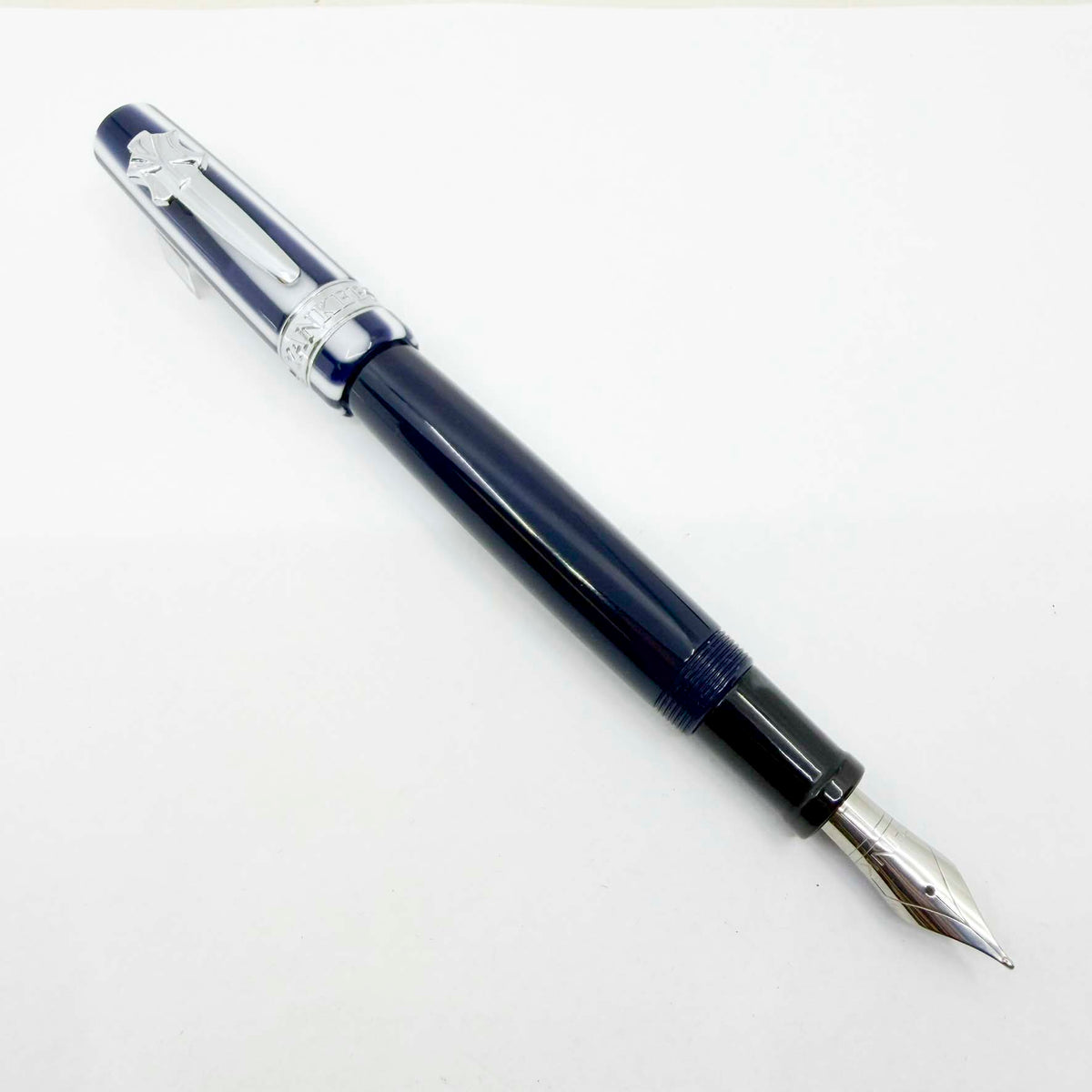 THINK Major League Baseball New York Yankees Special Edition Fountain Pen - Medium Stainless Steel Nib