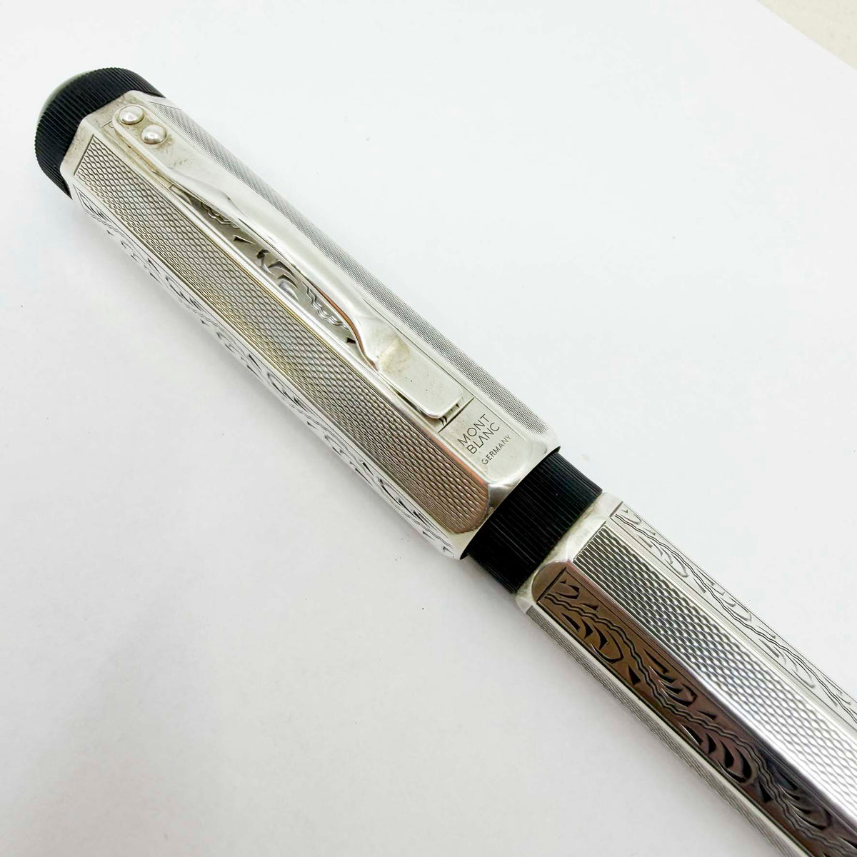 Montblanc Lorenzo de Medici Patron of the Arts Limited Edition Fountain Pen - The First In The Patron of Arts Series - A GRAIL PEN!!